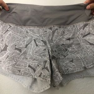 Athleta Grey Patterned Athletic Shorts
